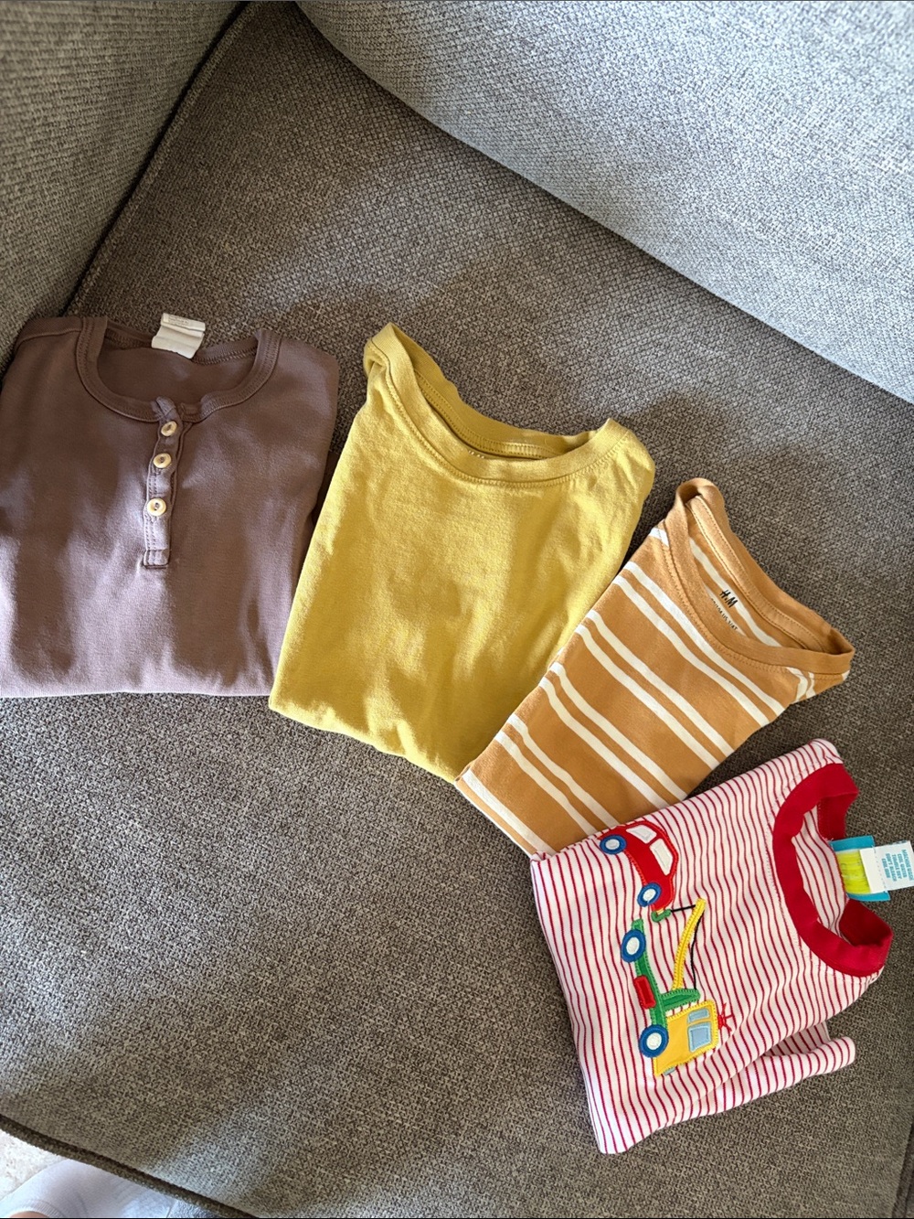 3T bundle- 3 short sleeve and 1 long sleeve